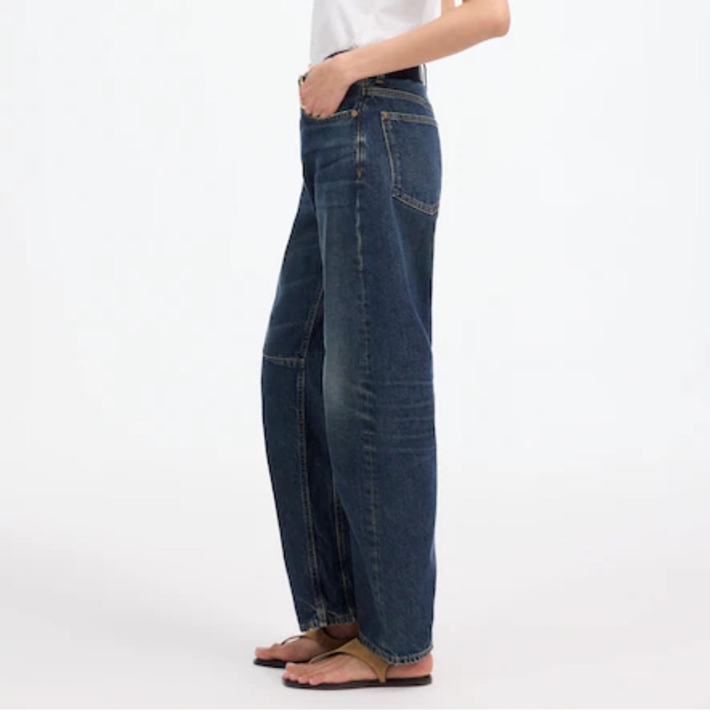 NEW MADEWELL The Petite Darted Barrel-Leg Jean Danver Wash Rigid Denim Size 25P - Picture 3 of 8